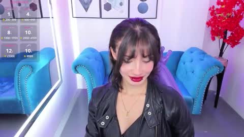 Azaka  online show from 11/04/25, 12:37