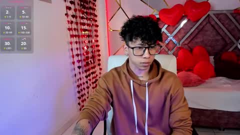 akazaboy online show from 02/19/25, 04:44