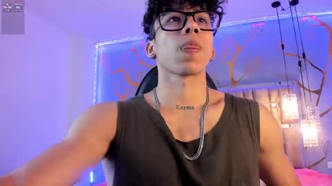 akazaboy online show from 09/15/25, 08:09