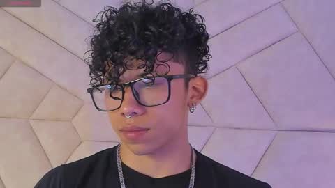 akazaboy online show from 09/22/25, 04:25