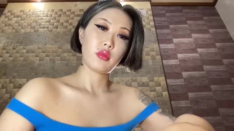 Akemi online show from 02/05/25, 09:50