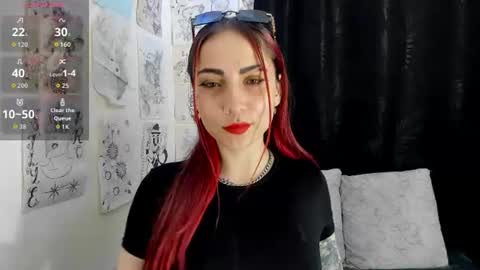 Snapshot of akila_clive chatting on 06/18/26, 05:28 carolina online show from 06/18/26, 05:28
