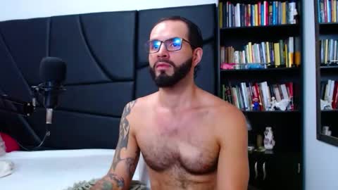 Snapshot of akiles_r chatting on 01/08/26, 11:40 akiles online show from 01/08/26, 11:40