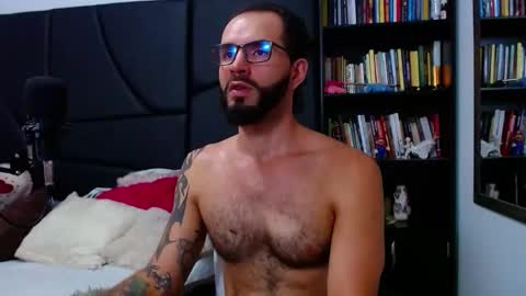 Snapshot of akiles_r chatting on 01/16/26, 11:20 akiles online show from 01/16/26, 11:20