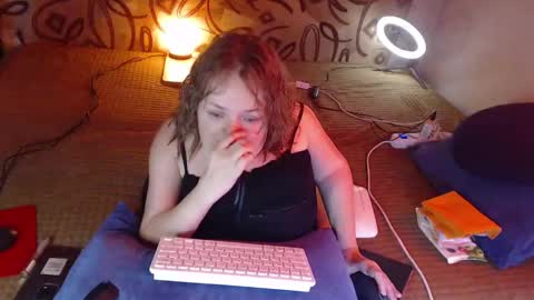 Natalie online show from 01/19/25, 04:22