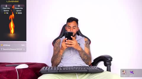 Snapshot of akira_tattoo chatting on 02/14/25, 02:39 Akira online show from 02/14/25, 02:39