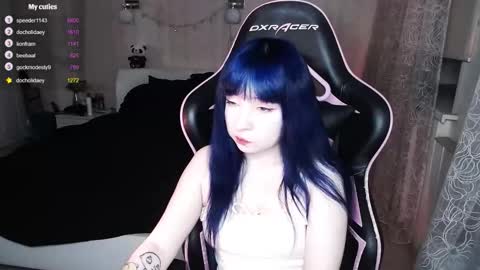 akirahartyx online show from 10/25/25, 03:07