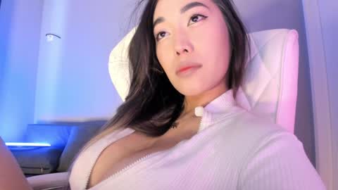 Akura is here 3 online show from 11/19/25, 06:24