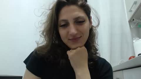 Snapshot of akyragrace chatting on 05/17/26, 10:06 akyragrace online show from 05/17/26, 10:06