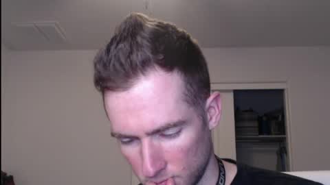 Snapshot of al3xzanderth3gr3at chatting on 03/19/26, 06:06 Alex online show from 03/19/26, 06:06