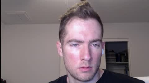 Snapshot of al3xzanderth3gr3at chatting on 03/19/26, 06:12 Alex online show from 03/19/26, 06:12