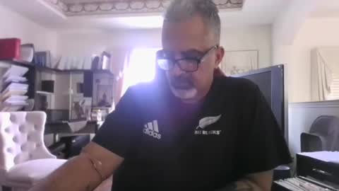 aladdin31673 online show from 03/25/26, 05:19