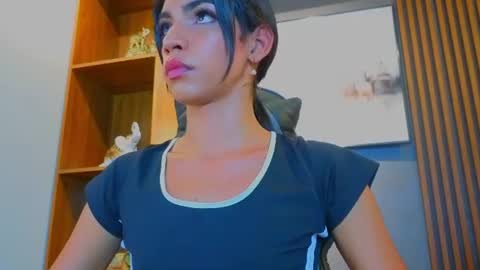 Snapshot of alahia__rodriguez chatting on 07/17/26, 06:57 Alahia Rodriguez online show from 07/17/26, 06:57