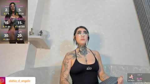Snapshot of alahia_dangelo_ chatting on 06/07/26, 03:27 ALAHIA online show from 06/07/26, 03:27