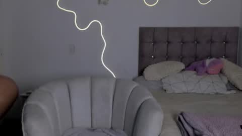 Alaia Alegria online show from 03/22/26, 11:52