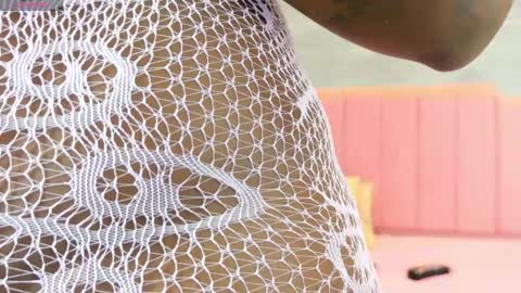 alaia_colins online show from 05/01/26, 12:15