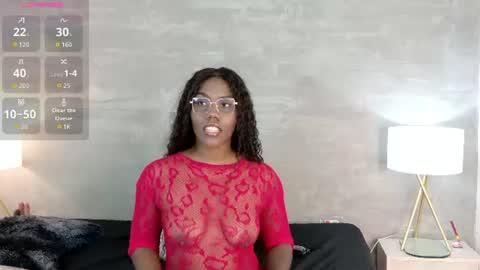Snapshot of alaia_colins chatting on 06/11/26, 04:32 alaia_colins online show from 06/11/26, 04:32
