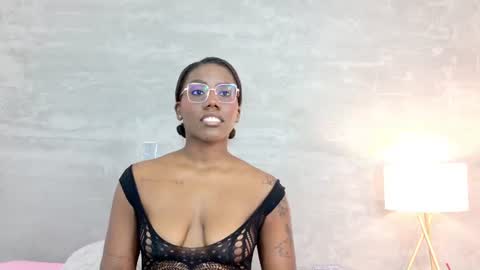 Snapshot of alaia_colins chatting on 07/10/26, 02:16 alaia_colins online show from 07/10/26, 02:16