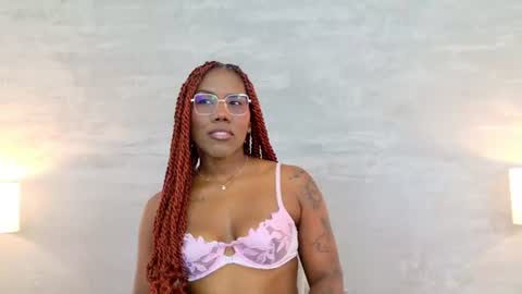 Snapshot of alaia_colins chatting on 07/18/26, 02:38 alaia_colins online show from 07/18/26, 02:38
