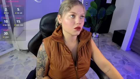 Alaia online show from 09/18/25, 01:02