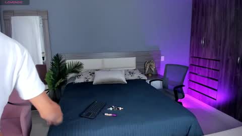 alaiaguerra online show from 11/23/25, 07:46