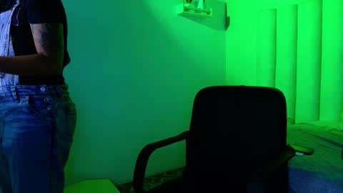  Alaia  online show from 10/24/25, 11:39