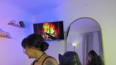   online show from 05/02/26, 10:42