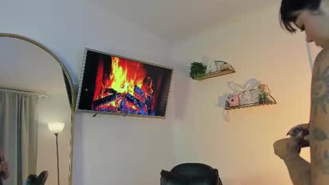   online show from 06/22/26, 10:45