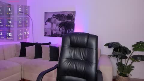 Alaia online show from 09/20/25, 07:37