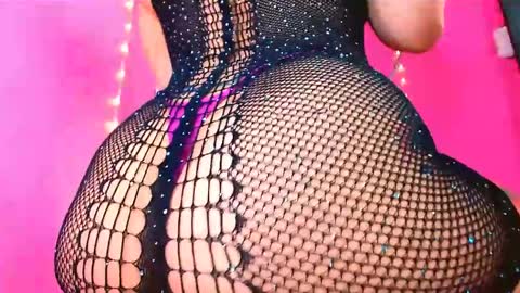  Alaiia  online show from 04/24/26, 06:54