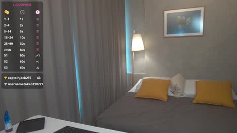 Maxi  online show from 02/25/25, 08:58