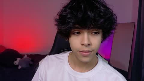 alan18n online show from 04/18/26, 01:42