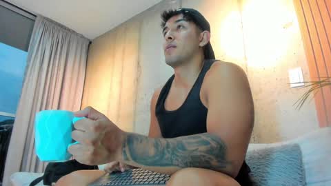 Snapshot of alan_greek_1 chatting on 12/08/24, 10:57 Alan greek online show from 12/08/24, 10:57