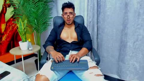 Alan greek online show from 05/17/26, 05:09