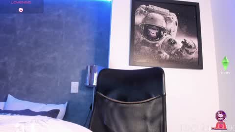 Snapshot of alan_morrys chatting on 12/15/24, 03:56 alan_morrys online show from 12/15/24, 03:56