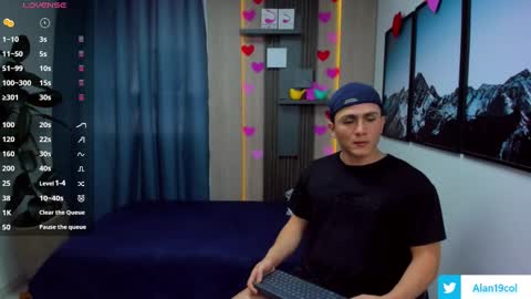 Alan  Kevin can we reach 100 thumbs up please guys  online show from 02/21/25, 07:21