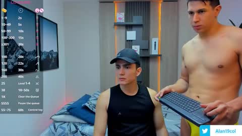 Alan  Kevin can we reach 100 thumbs up please guys  online show from 02/03/26, 07:08