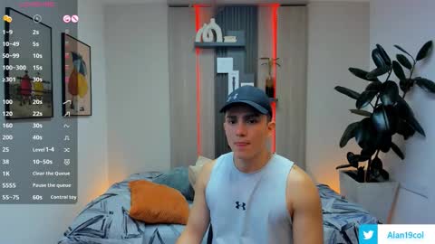 Alan  Kevin can we reach 100 thumbs up please guys  online show from 03/28/26, 07:02