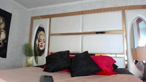 ---Alan--- online show from 02/15/26, 04:53