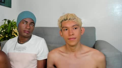 Alan and Criss - WE JUST FRIENDS WITH BENEFITS BOTH VERS online show from 12/05/24, 08:55