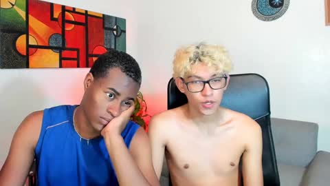 Alan and Criss - WE JUST FRIENDS WITH BENEFITS BOTH VERS online show from 01/11/25, 04:59