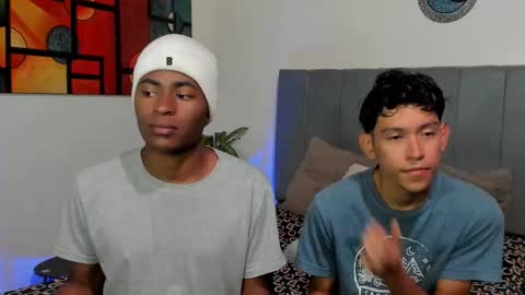 Alan and Criss - WE JUST FRIENDS WITH BENEFITS BOTH VERS online show from 11/04/25, 04:00