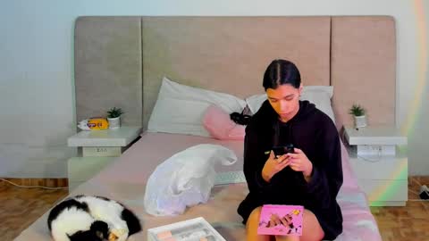             online show from 10/11/25, 05:55