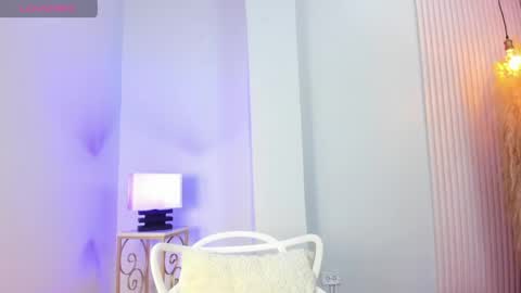 Snapshot of alana__rossetti chatting on 04/28/26, 11:15 Alana online show from 04/28/26, 11:15
