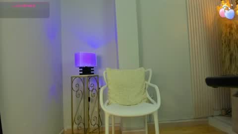 Snapshot of alana__rossetti chatting on 05/10/26, 03:12 Alana online show from 05/10/26, 03:12