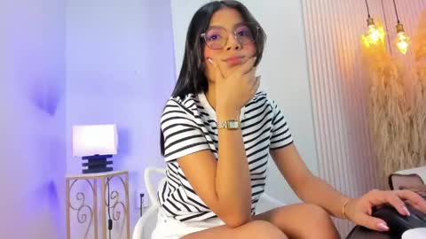Snapshot of alana__rossetti chatting on 05/24/26, 03:11 Alana online show from 05/24/26, 03:11