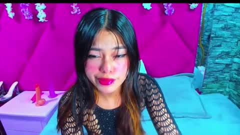 alana_deivis online show from 05/22/26, 02:51