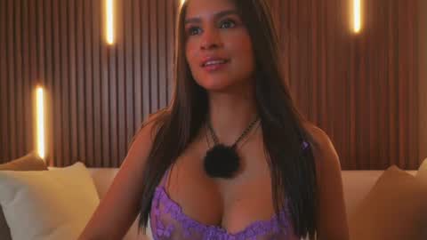 Snapshot of alana_haze chatting on 07/29/26, 08:23 Alana online show from 07/29/26, 08:23