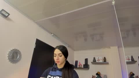 Maeve  online show from 01/22/25, 11:01