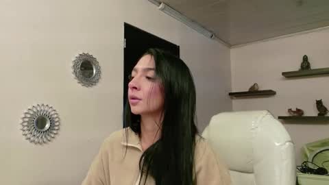 Maeve  online show from 09/14/25, 10:47